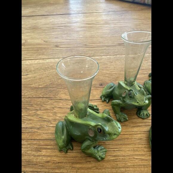Two’s company mini frog vases or Candle Holder - Picture 2 of 4